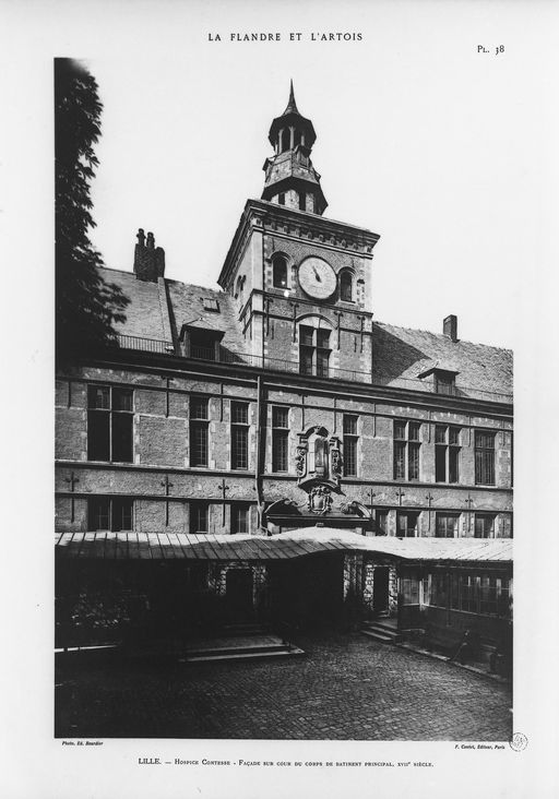 Ancien hôpital, dit hospice Notre-Dame ou hospice Comtesse, puis hospice et orphelinat, actuellement musée de l'hospice Comtesse