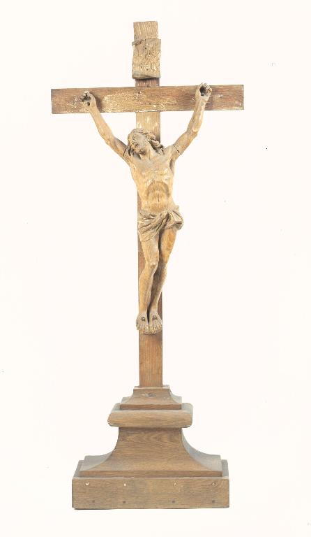 Croix : Christ en croix (n° 9)