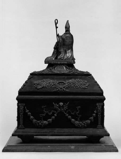 Châsse (coffret-reliquaire) de saint Médard