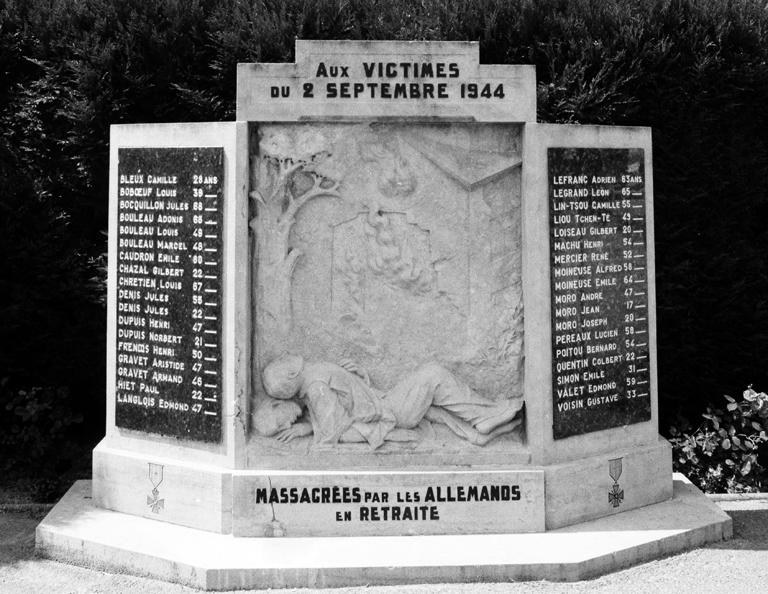 Monument aux Victimes du 2 septembre 1944 à Etreux